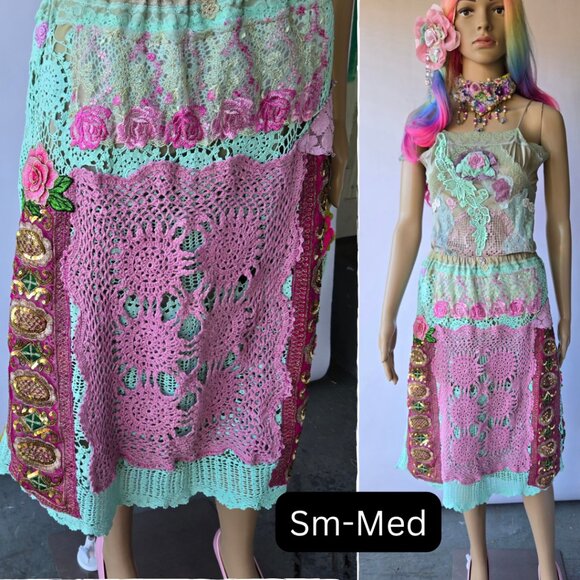Mint Green Crochet & Embroidered Skirt | Roselani Jasmin | Size Medium - Picture 2 of 11